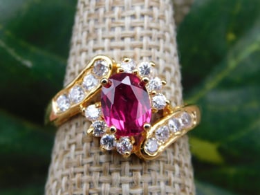 RING ROCK STONE LAPIDARY SPECIMEN