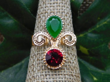 RING ROCK STONE LAPIDARY SPECIMEN