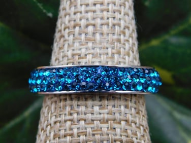 RING ROCK STONE LAPIDARY SPECIMEN