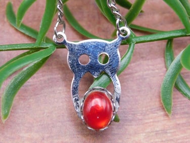 NECKLACE ROCK STONE LAPIDARY SPECIMEN