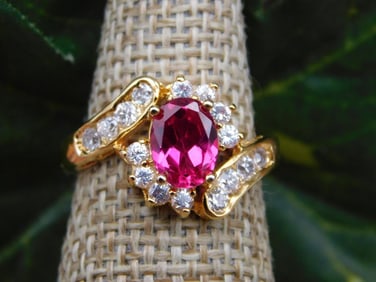 RING ROCK STONE LAPIDARY SPECIMEN