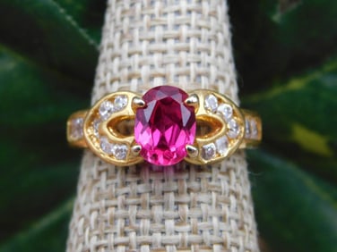 RING ROCK STONE LAPIDARY SPECIMEN