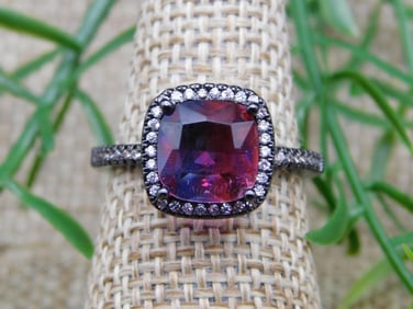 RING ROCK STONE LAPIDARY SPECIMEN