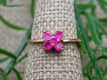 RING ROCK STONE LAPIDARY SPECIMEN