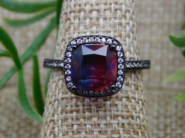 RING ROCK STONE LAPIDARY SPECIMEN