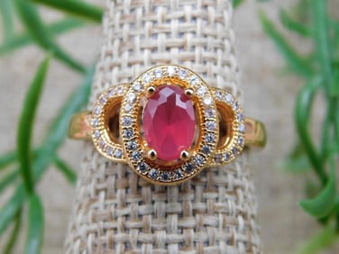 RING ROCK STONE LAPIDARY SPECIMEN