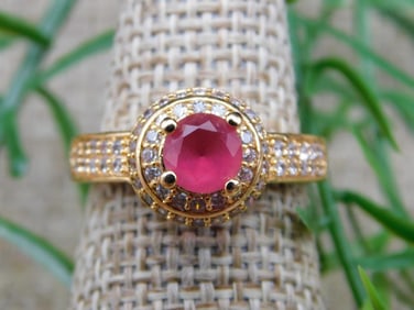 RING ROCK STONE LAPIDARY SPECIMEN