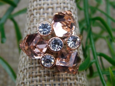 RING ROCK STONE LAPIDARY SPECIMEN