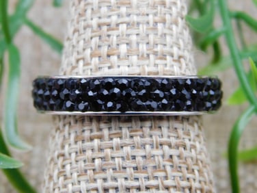 RING ROCK STONE LAPIDARY SPECIMEN