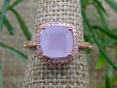 RING ROCK STONE LAPIDARY SPECIMEN