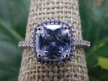 RING ROCK STONE LAPIDARY SPECIMEN