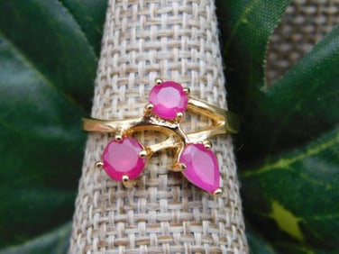 RING ROCK STONE LAPIDARY SPECIMEN