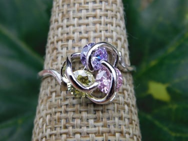 RING ROCK STONE LAPIDARY SPECIMEN