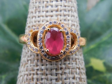 RING ROCK STONE LAPIDARY SPECIMEN