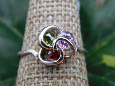 RING ROCK STONE LAPIDARY SPECIMEN