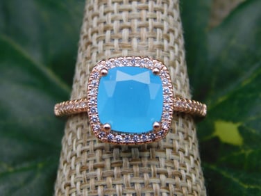 RING ROCK STONE LAPIDARY SPECIMEN