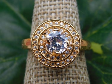 RING ROCK STONE LAPIDARY SPECIMEN