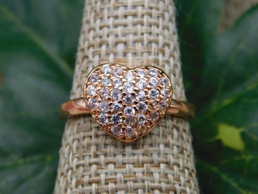 RING ROCK STONE LAPIDARY SPECIMEN