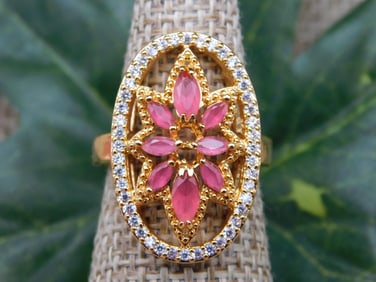 RING ROCK STONE LAPIDARY SPECIMEN