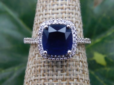 RING ROCK STONE LAPIDARY SPECIMEN