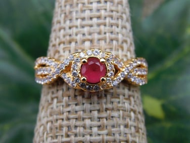 RING ROCK STONE LAPIDARY SPECIMEN