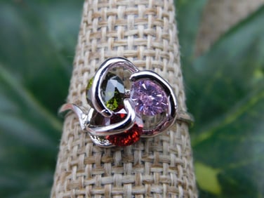 RING ROCK STONE LAPIDARY SPECIMEN