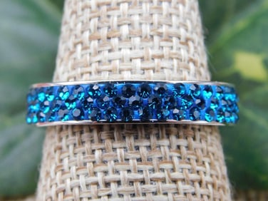 RING ROCK STONE LAPIDARY SPECIMEN