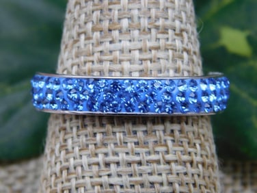 RING ROCK STONE LAPIDARY SPECIMEN