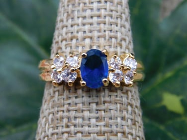 RING ROCK STONE LAPIDARY SPECIMEN