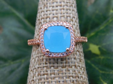 RING ROCK STONE LAPIDARY SPECIMEN