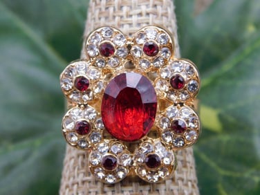 RING ROCK STONE LAPIDARY SPECIMEN