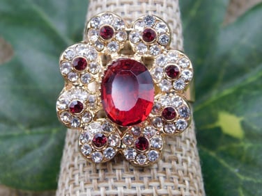 RING ROCK STONE LAPIDARY SPECIMEN