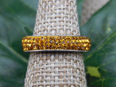 RING ROCK STONE LAPIDARY SPECIMEN