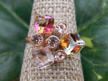 RING ROCK STONE LAPIDARY SPECIMEN