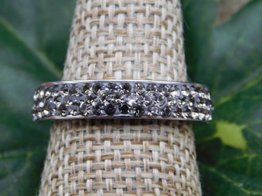 RING ROCK STONE LAPIDARY SPECIMEN