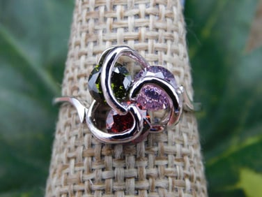 RING ROCK STONE LAPIDARY SPECIMEN