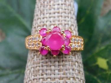 RING ROCK STONE LAPIDARY SPECIMEN