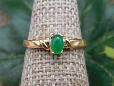 RING ROCK STONE LAPIDARY SPECIMEN