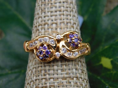 RING ROCK STONE LAPIDARY SPECIMEN