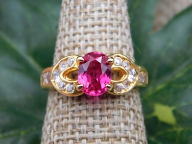 RING ROCK STONE LAPIDARY SPECIMEN