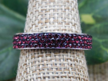 RING ROCK STONE LAPIDARY SPECIMEN