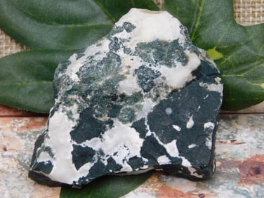 ROCK STONE LAPIDARY SPECIMEN