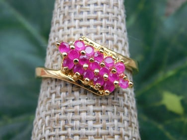 RING ROCK STONE LAPIDARY SPECIMEN