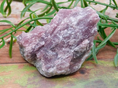 ROCK STONE LAPIDARY SPECIMEN