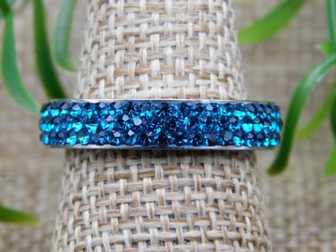 RING ROCK STONE LAPIDARY SPECIMEN