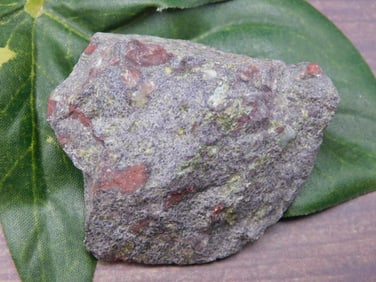 ROCK STONE LAPIDARY SPECIMEN