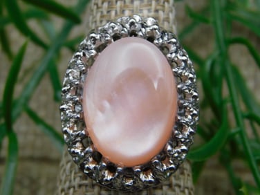 RING ROCK STONE LAPIDARY SPECIMEN