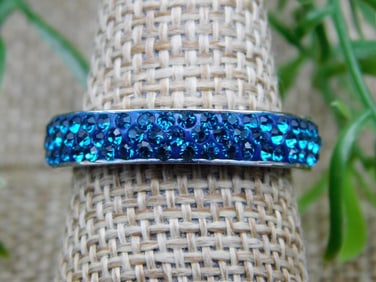 RING ROCK STONE LAPIDARY SPECIMEN