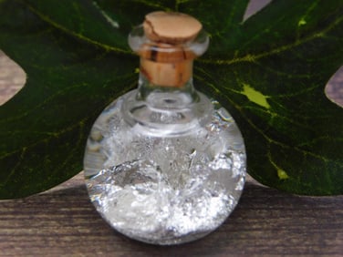 SILVER FLAKES IN BOTTLE ROCK STONE LAPIDARY SPECIMEN