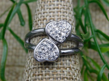 RING ROCK STONE LAPIDARY SPECIMEN